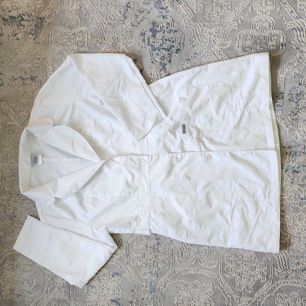 Signature Grey's anatomy white lab coat size large